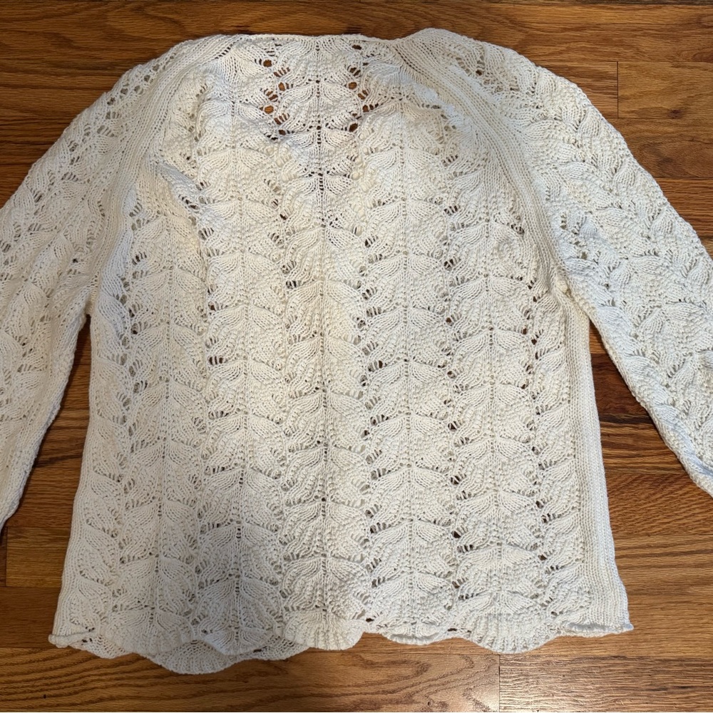 Elegant White Knit Sweater